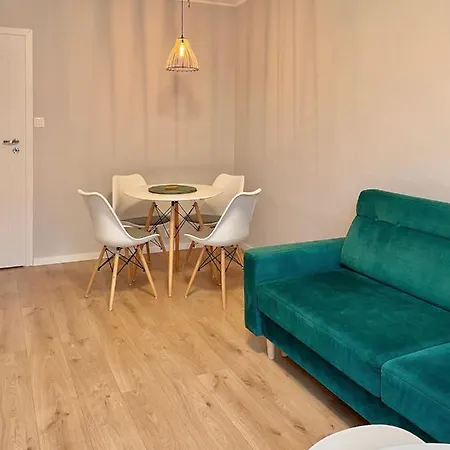 شقة Przy Atrium, Stacja Metra Rondo Onz *